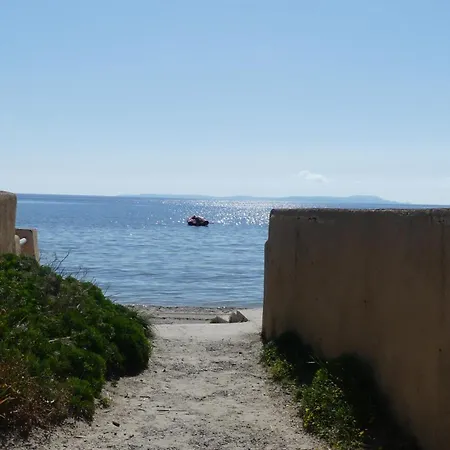 Flamant Rose - Climatise Avec Terrasse, A 150 M Apartman *