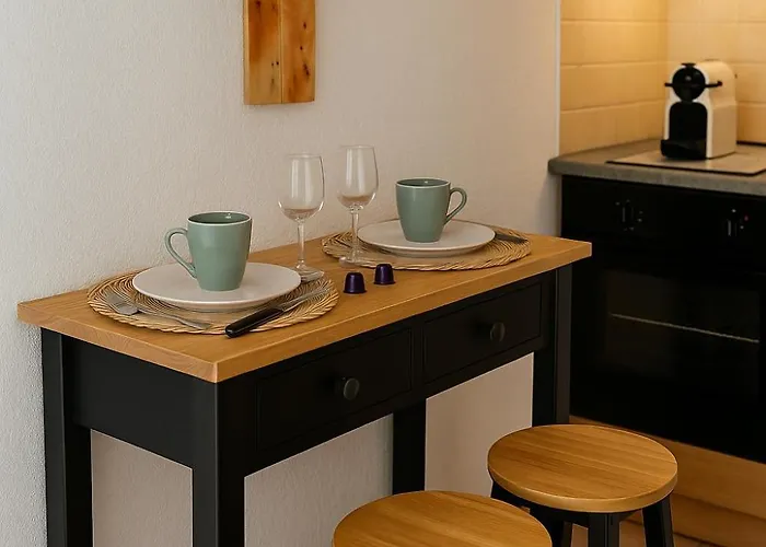 Flamant Rose - Climatise Avec Terrasse, A 150 M Apartman Hyères