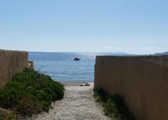 Flamant Rose - Climatise Avec Terrasse, A 150 M Apartman *